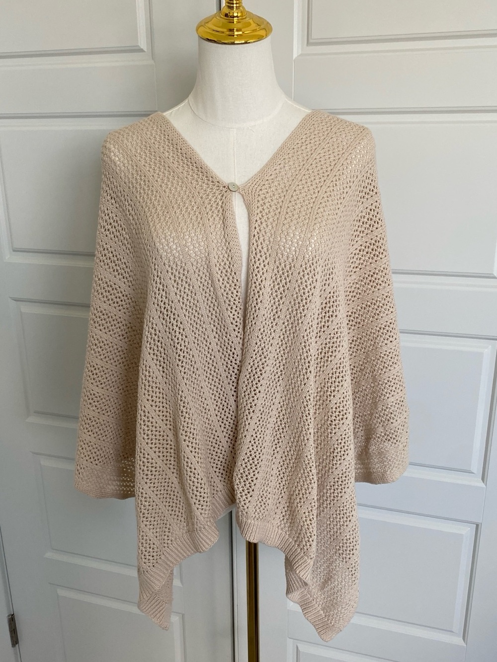 Chico’s One Size Beige Cotton Open Knit Poncho Cardigan Wrap